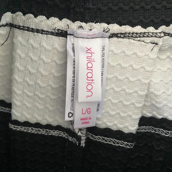 Xhilaration Pleated A-Line Mini Skirt | Stretch Waist Skater Style Black White L - Picture 5 of 6